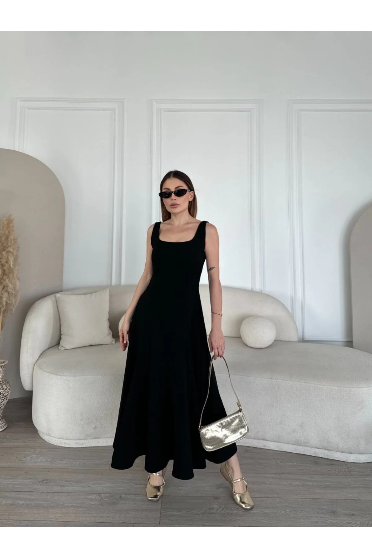 Sırt Dekolteli Kolsuz Uzun Elbise - Siyah