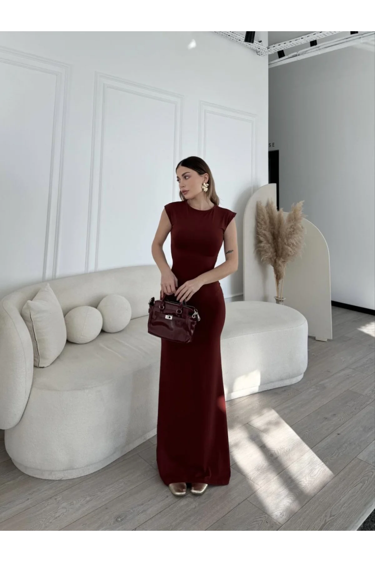 Kolsuz Uzun Likralı Elbise - Bordo