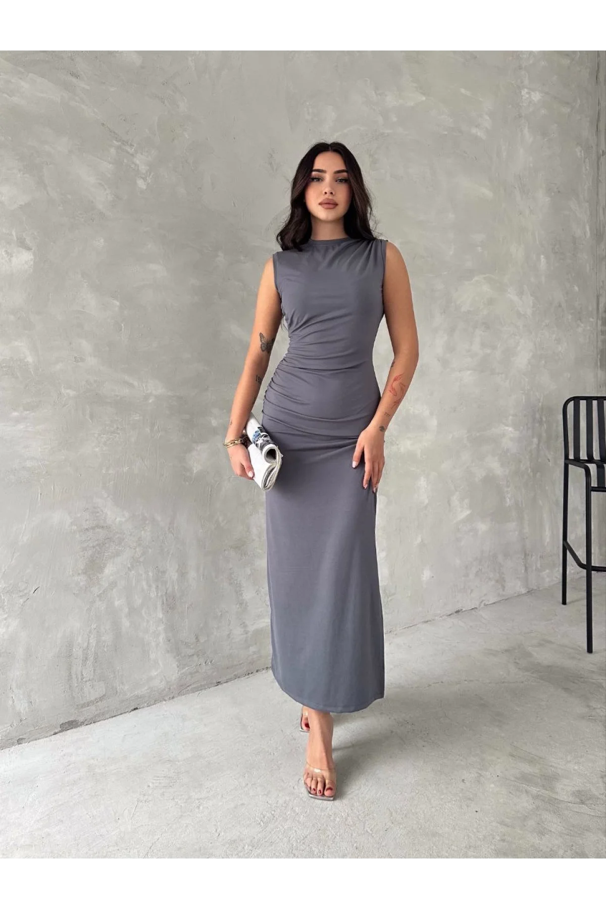 Kolsuz Yırtmaçlı Uzun maxı boy Elbise - Gri