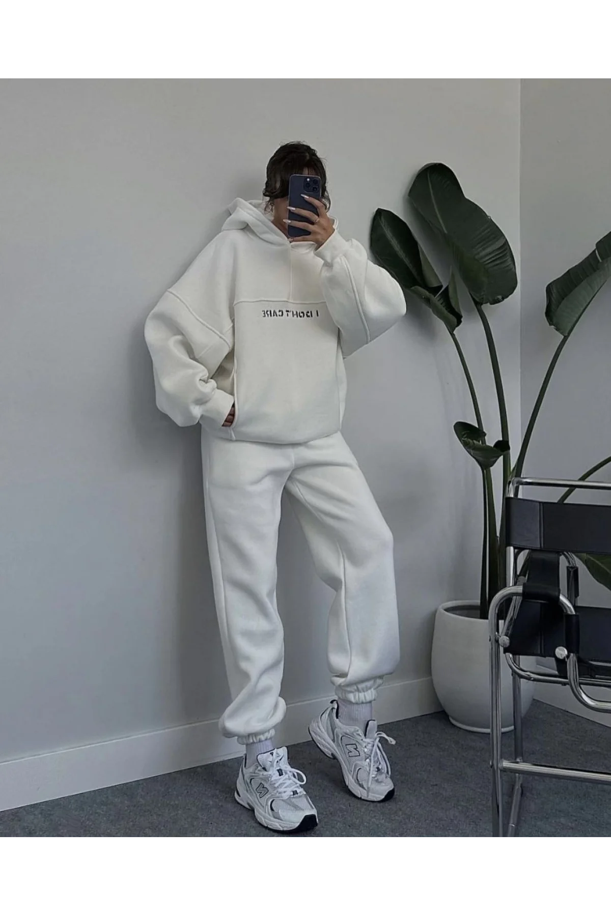 Nakış İşlemeli Üç İplik Sweat Takım- Beyaz