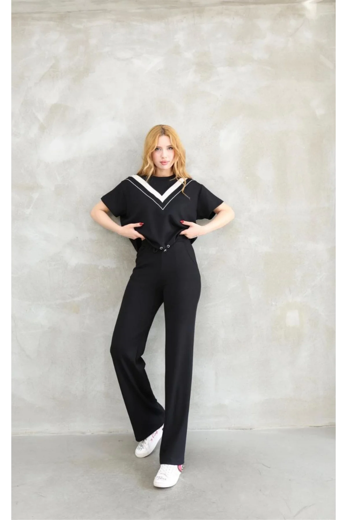 Osy Modal Yumuşak dokulu Kumaş Bisiklet Yaka Parçalı detaylı Kısa Kollu Takım - Siyah