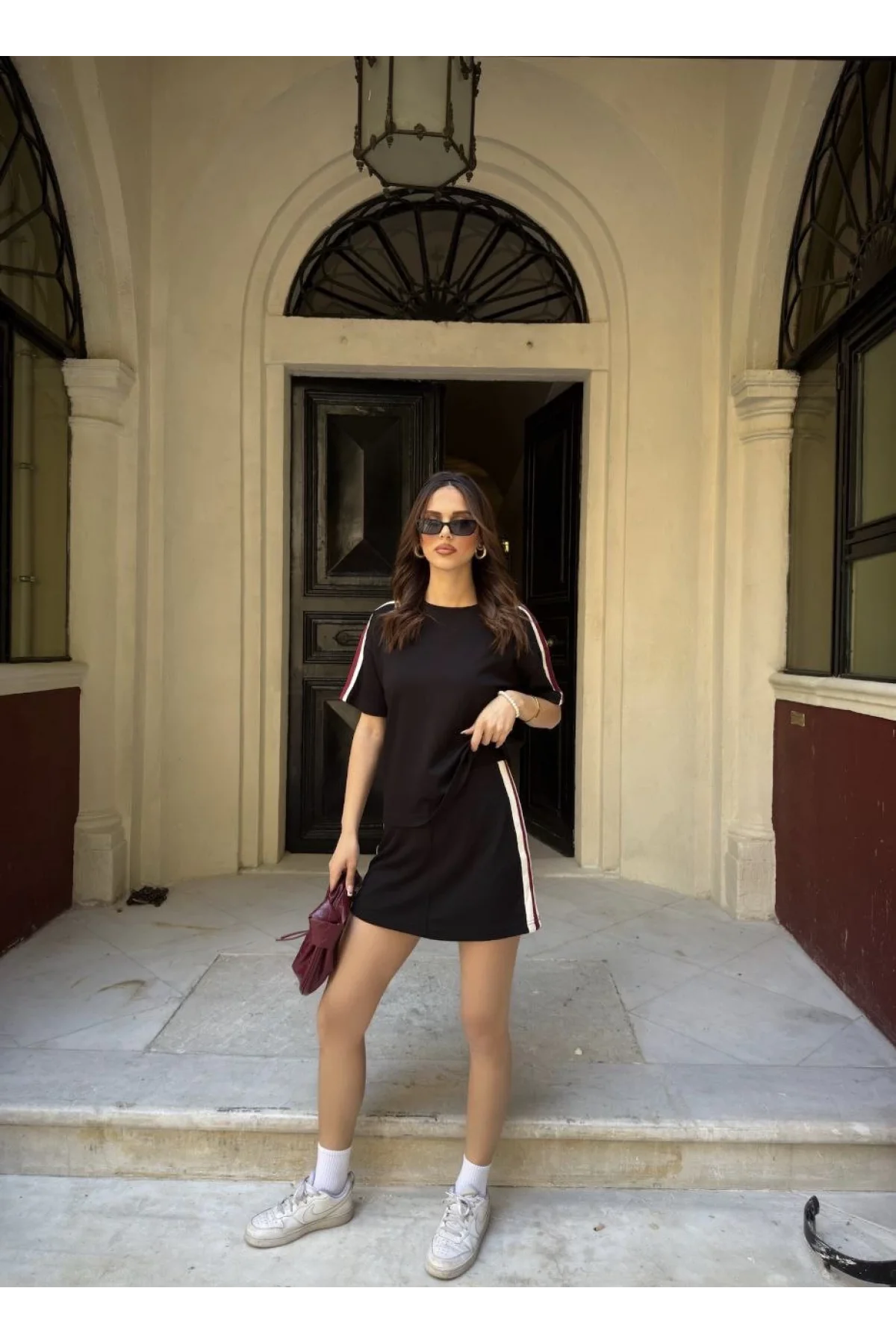 Osy Modal yumuşak dokulu Kumaş Kadın Parçalı Bisiklet Yaka T-shirt Mini Şortlu Etek İkili Takım - Siyah