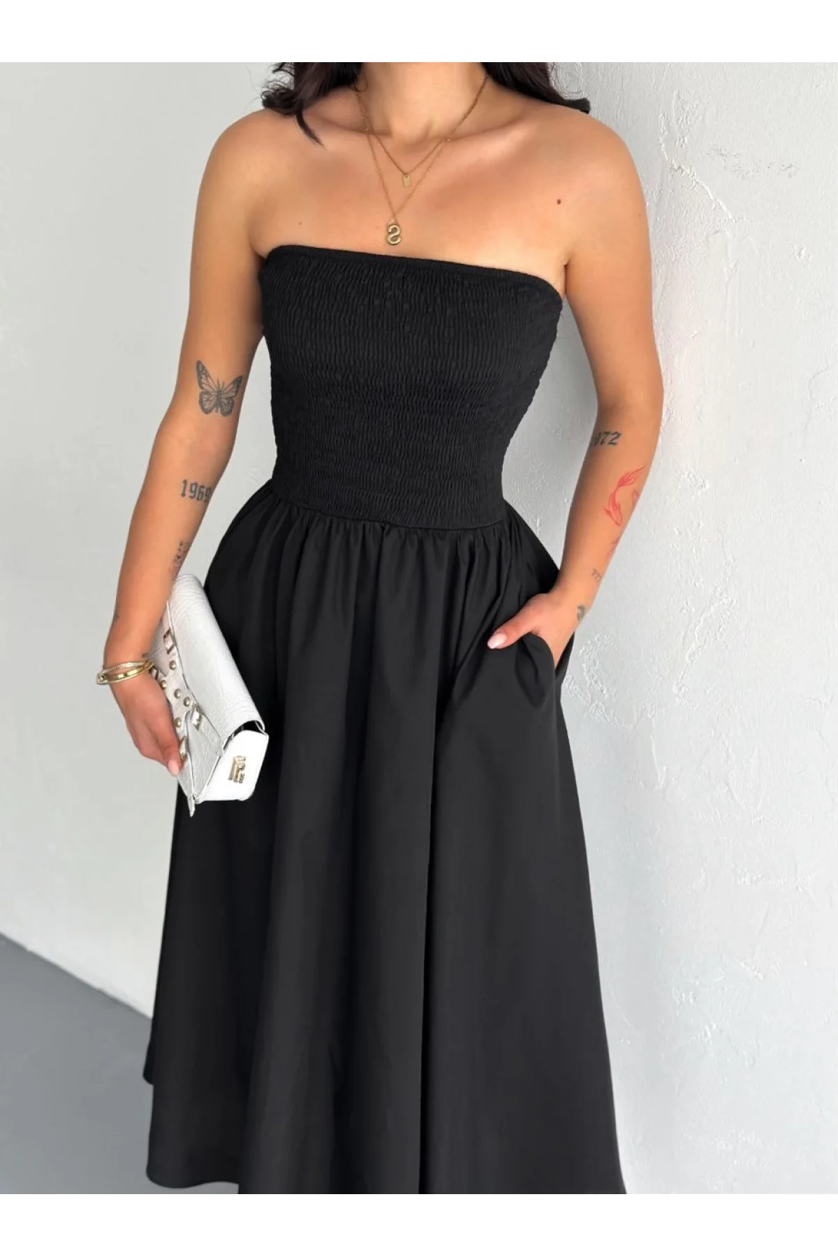 Straplez Pileli Elbise - Siyah