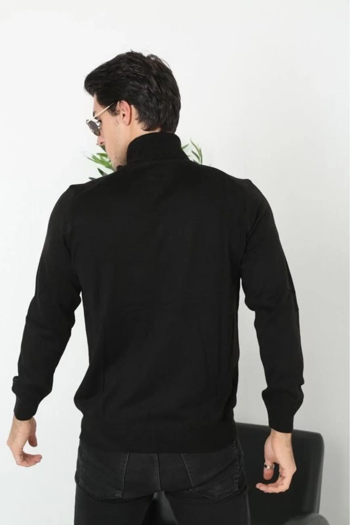 Erkek Tam Boğazlı Balıkçı Yaka Kazak Uzun Kol Düz Dokuma Triko - Siyah