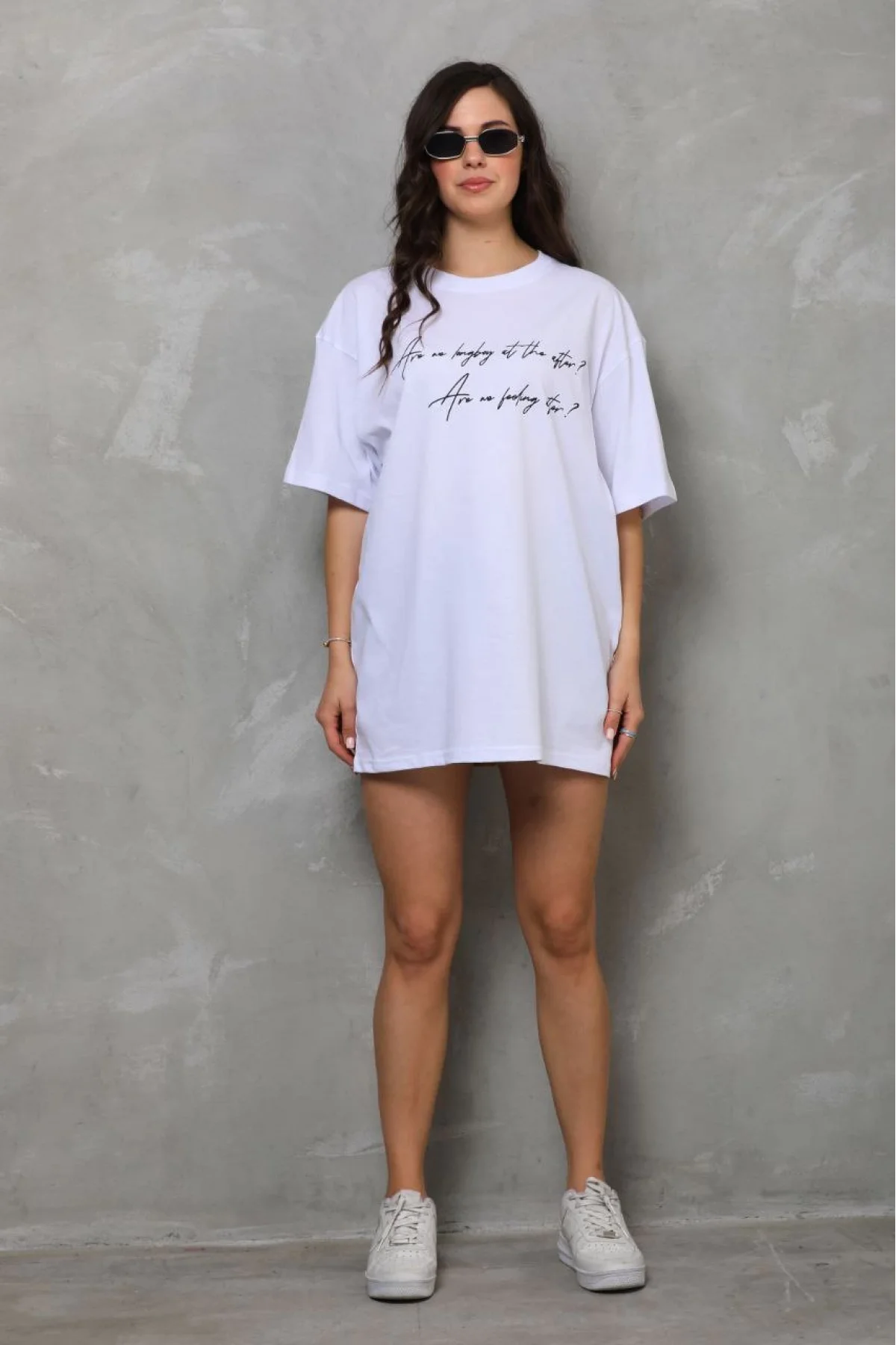 kadın Bisiklet Yaka Baskılı Oversize T-Shirt - Beyaz
