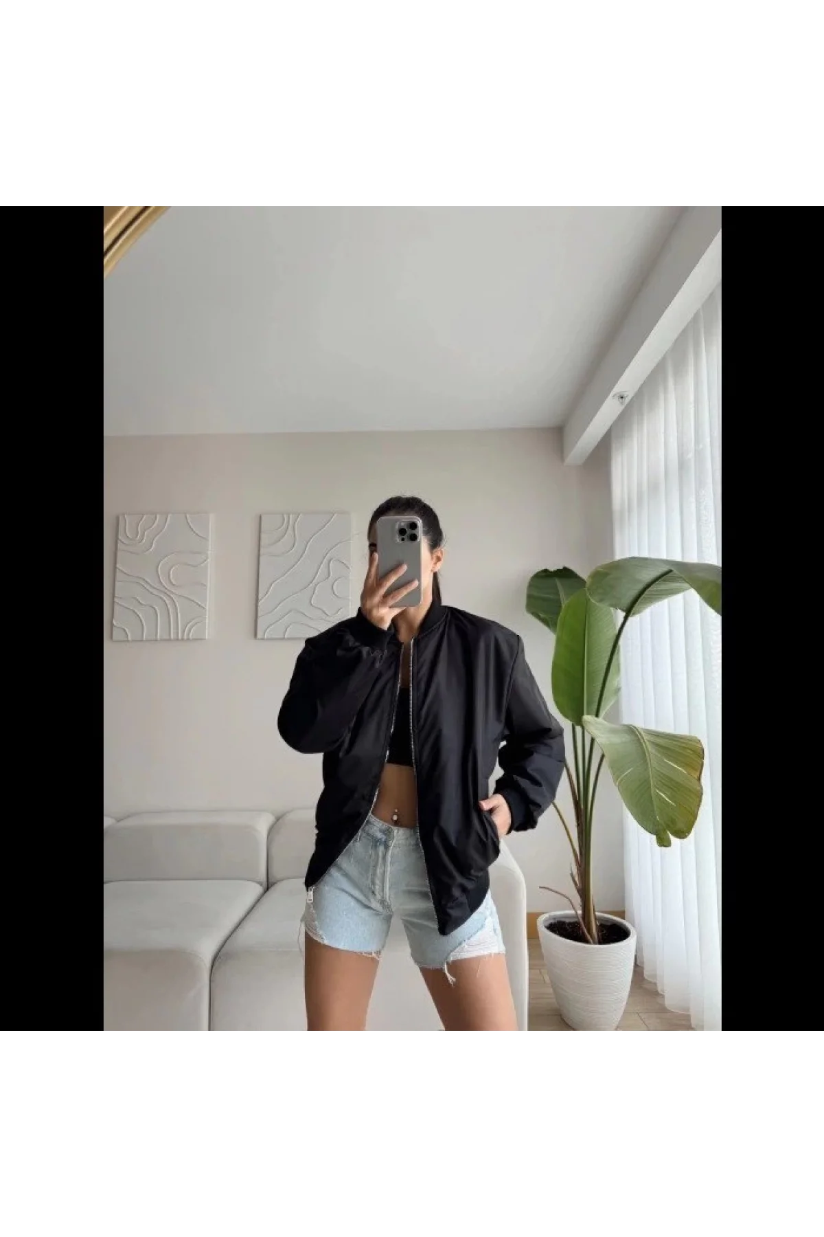 Kadın Siyah Bomber Mont – Oversize Rahat Kalıp, Fermuarlı Cepli, Günlük Kombinlere Uygun Hafif Kapitone Mont- Siyah