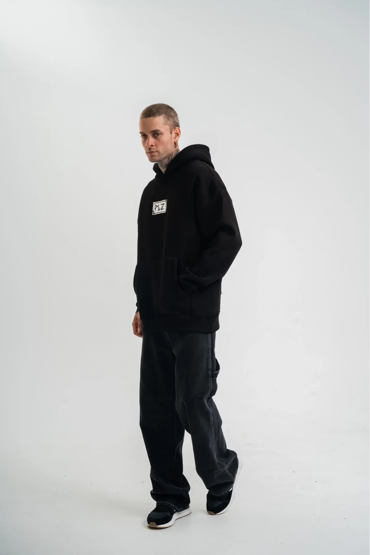 Unisex Kapşonlu Uzun Kol Patchli Nakışlı SweatShirt - Siyah