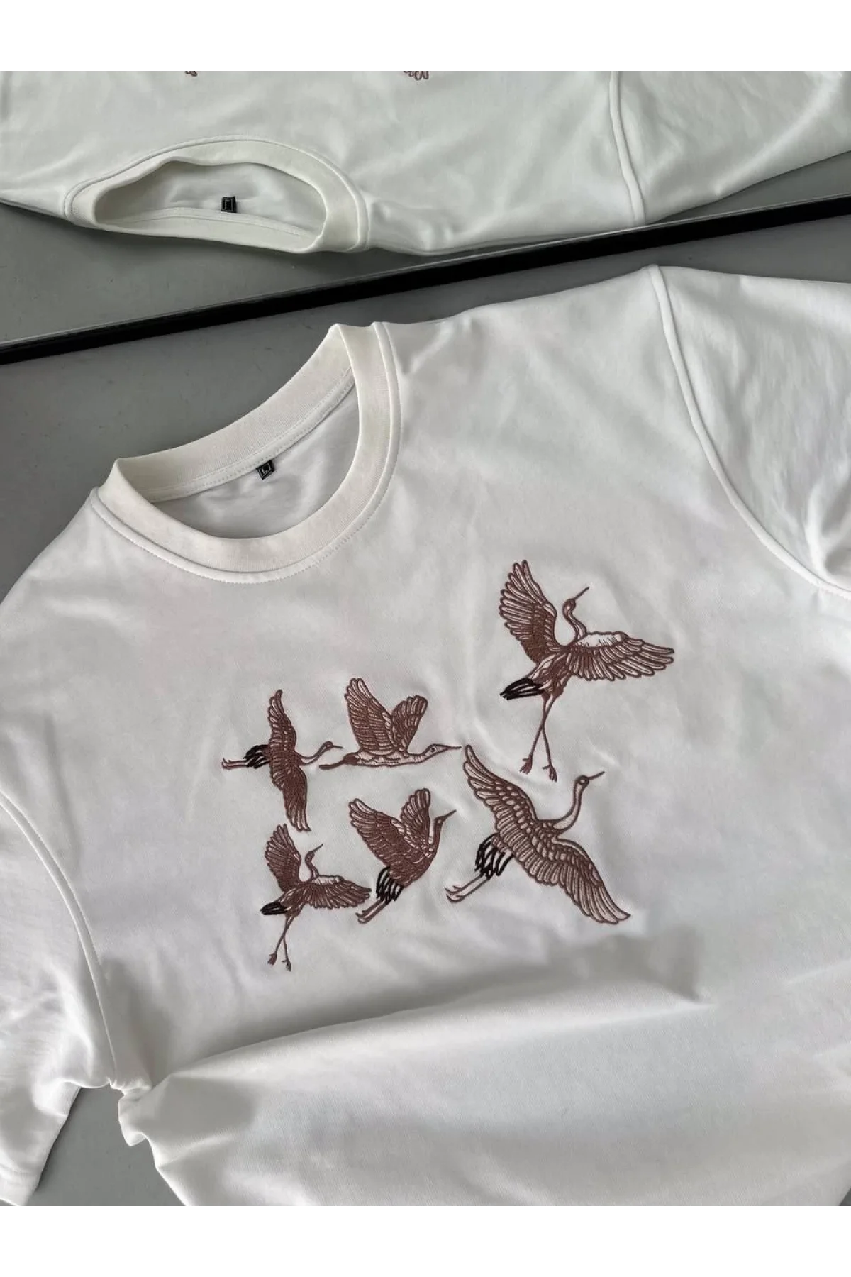 Unisex Nakış İşlemeli T-Shirt - Beyaz