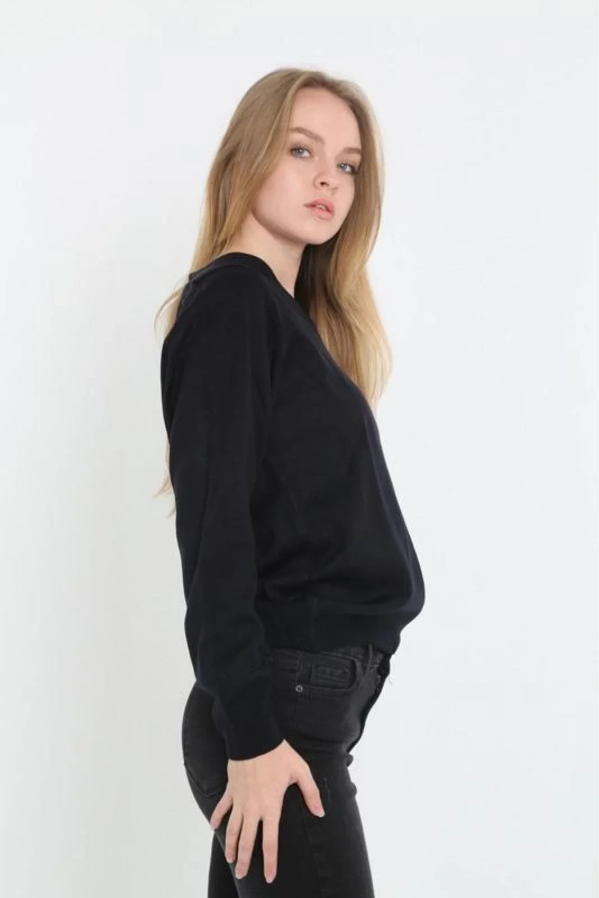 Kadın V Yaka Kazak Uzun Kol Düz Dokuma Triko - Siyah