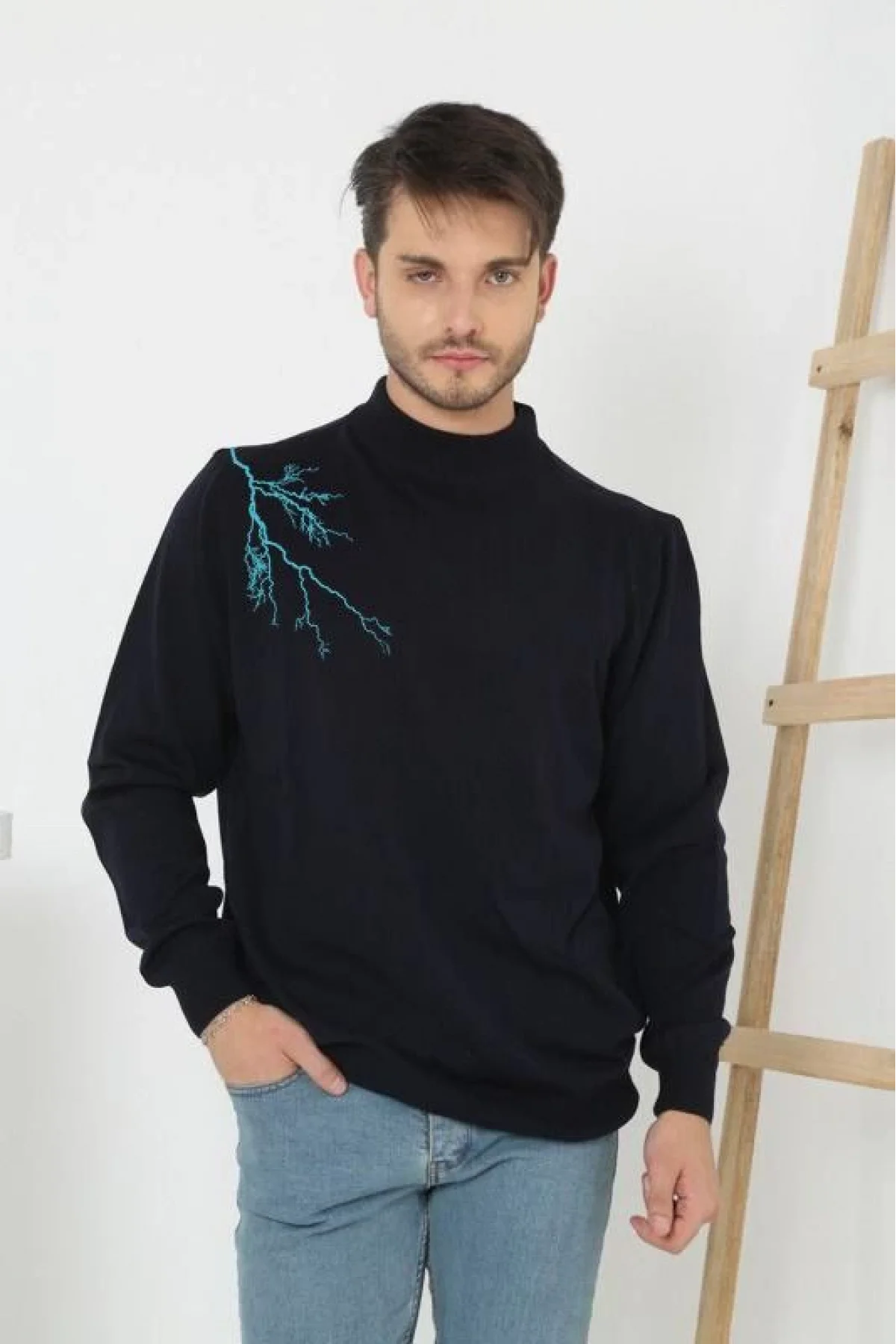 Erkek Yarım Bağazlı Kazak Baskılı Dokuma Triko - Siyah