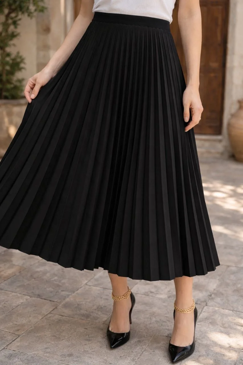 Kadın 90 Cm Saten Kumaş Pliseli Midi Etek Şık ve Zarif Tasarım - Siyah