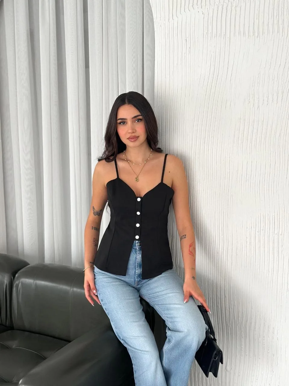 Askılı Dekolte deraylı bluz crop - Siyah Görsel 4