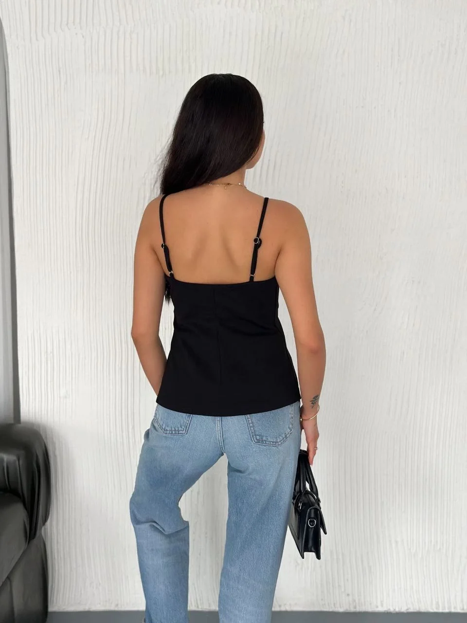 Askılı Dekolte deraylı bluz crop - Siyah Görsel 2