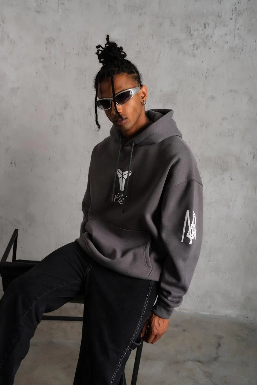 Erkek Baskılı Kapüşonlu Sweat - Gri Görsel 2