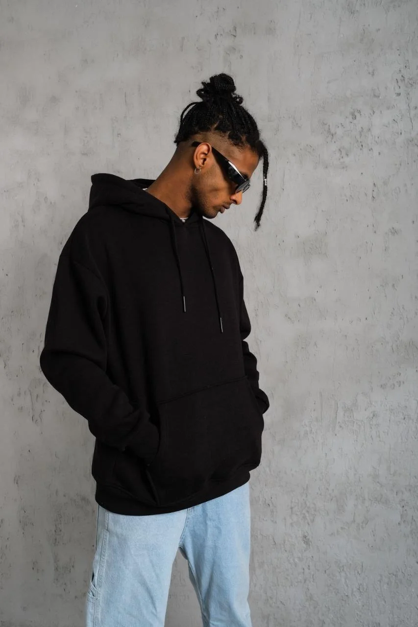 Erkek Düz Kapüşonlu Sweat - Siyah Görsel 3