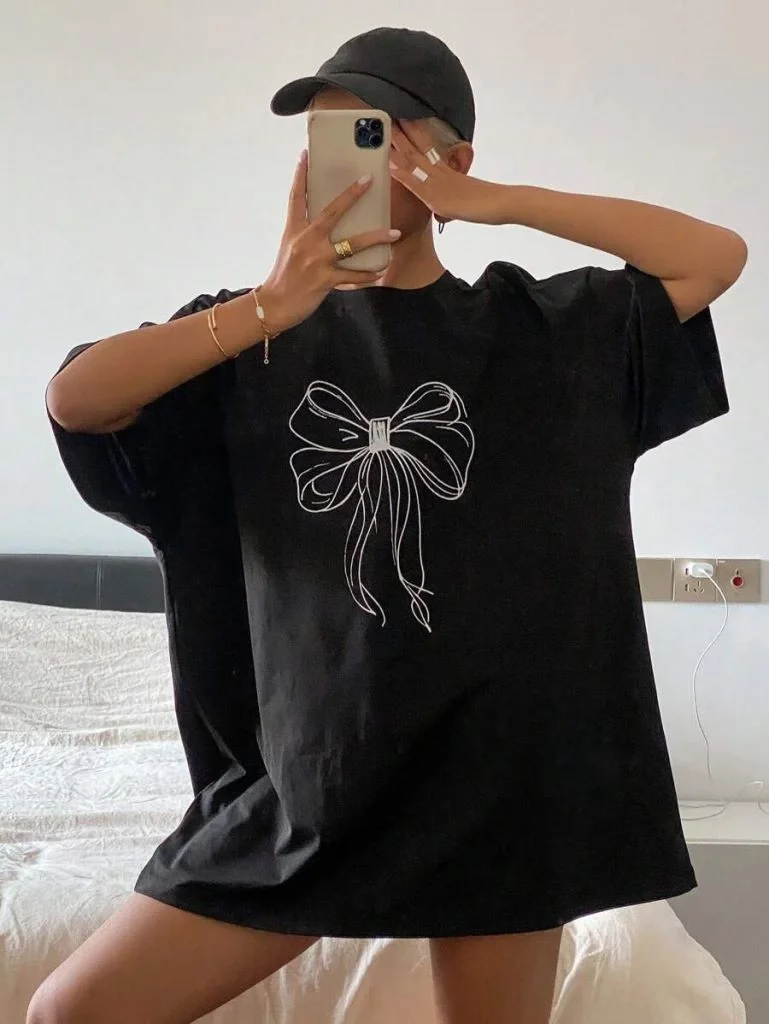 Kadın Baskılı Oversize T-shirt - Siyah Görsel 4