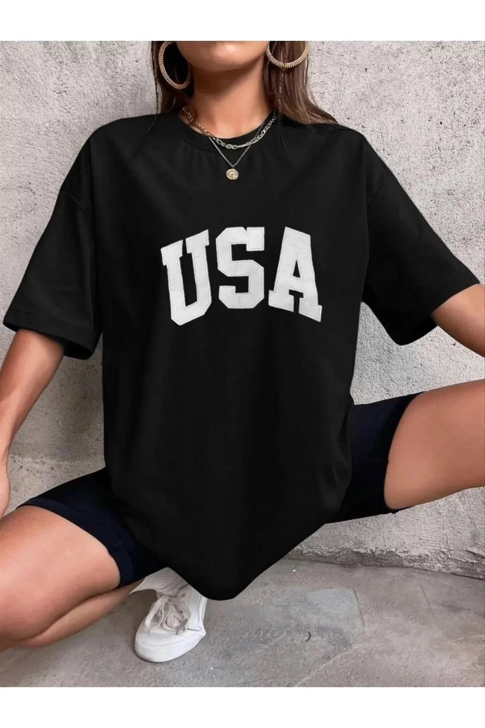 Kadın Nakışlı Oversize T-Shirt - Siyah