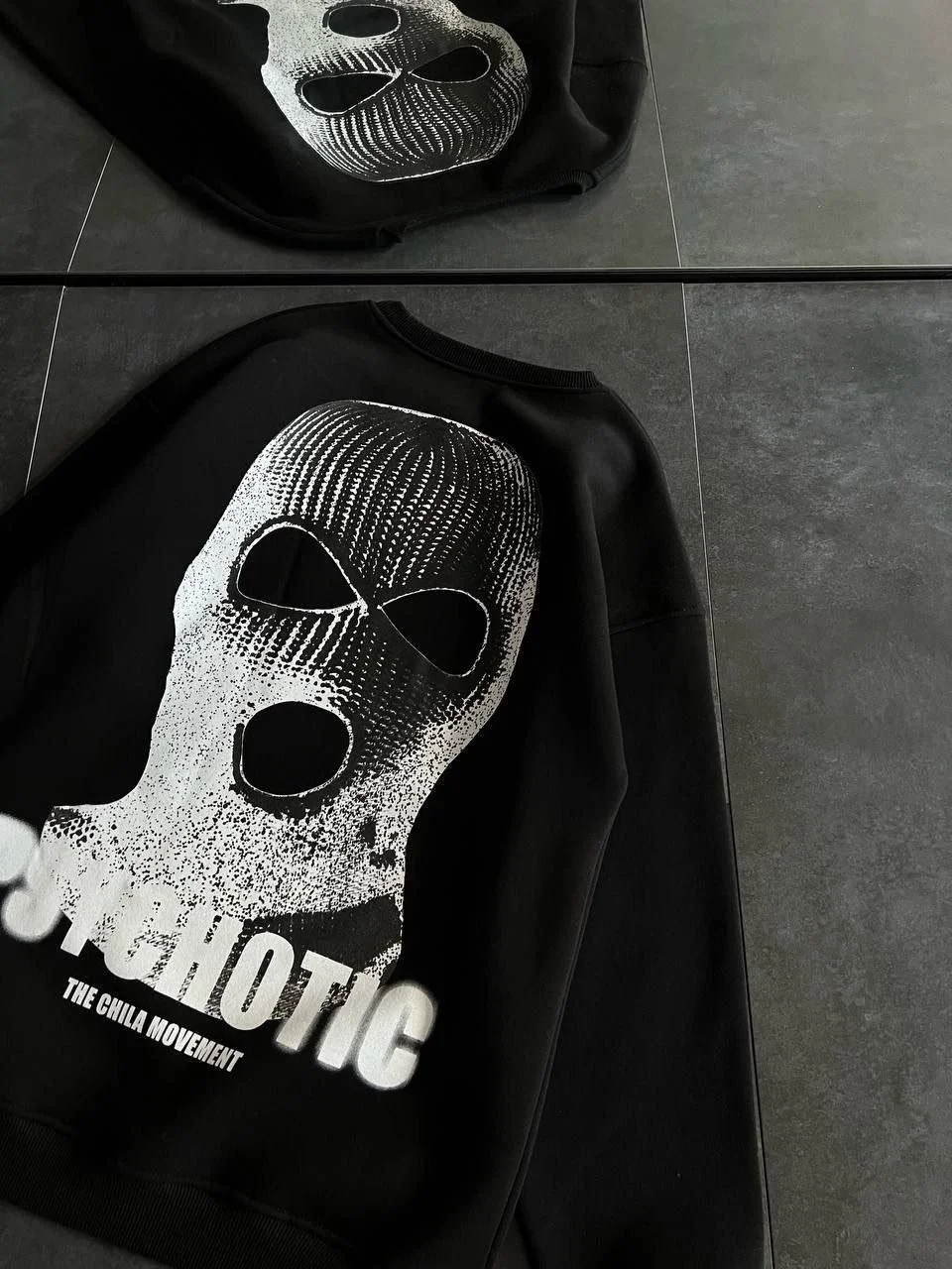 Kışlık Bisiklet Yaka Baskılı SweatShirt - Siyah Görsel 3