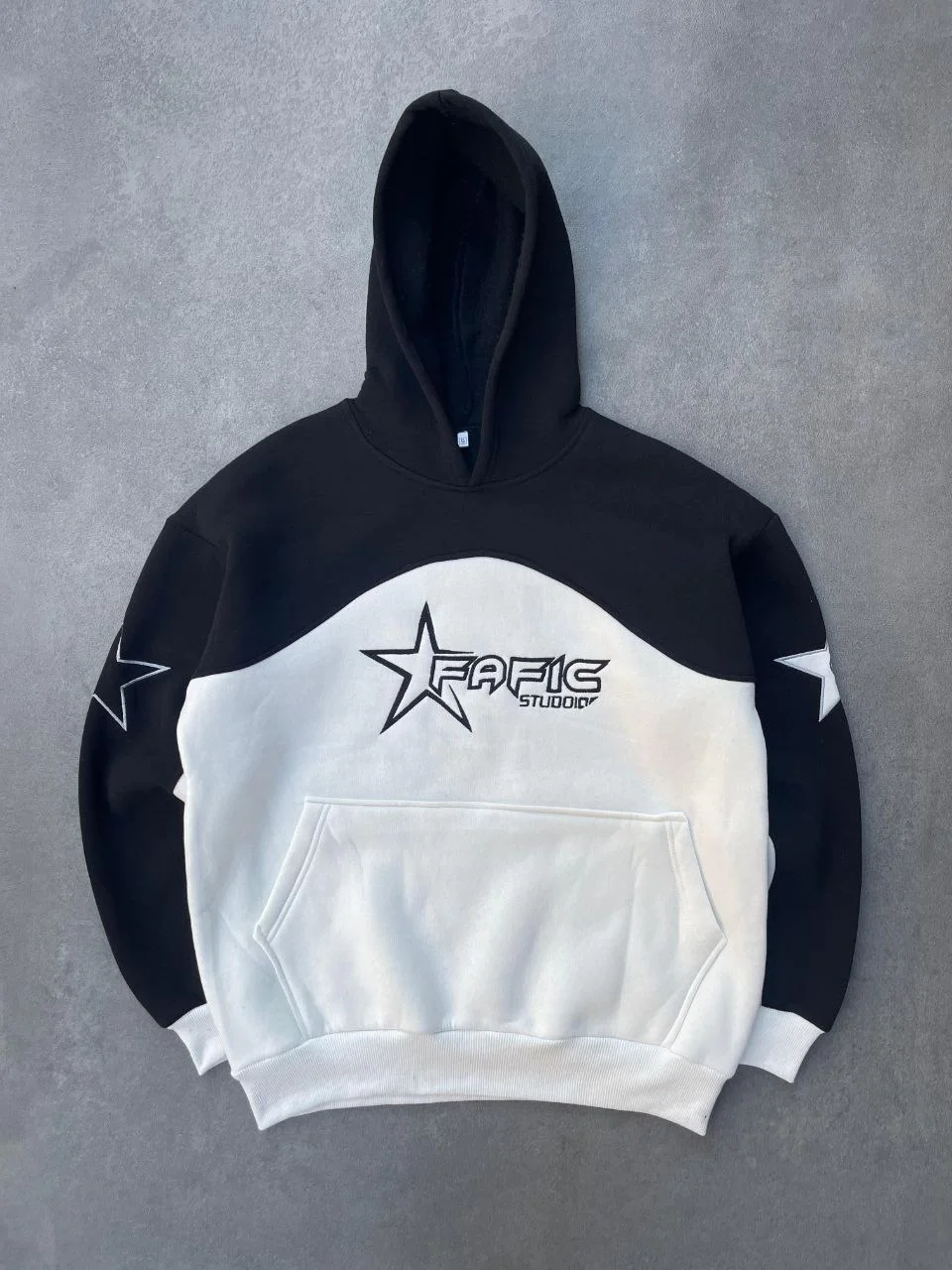 Parçalı Nakış İşlemelı Kapüşonlu SweatShirt - Siyah Görsel 4