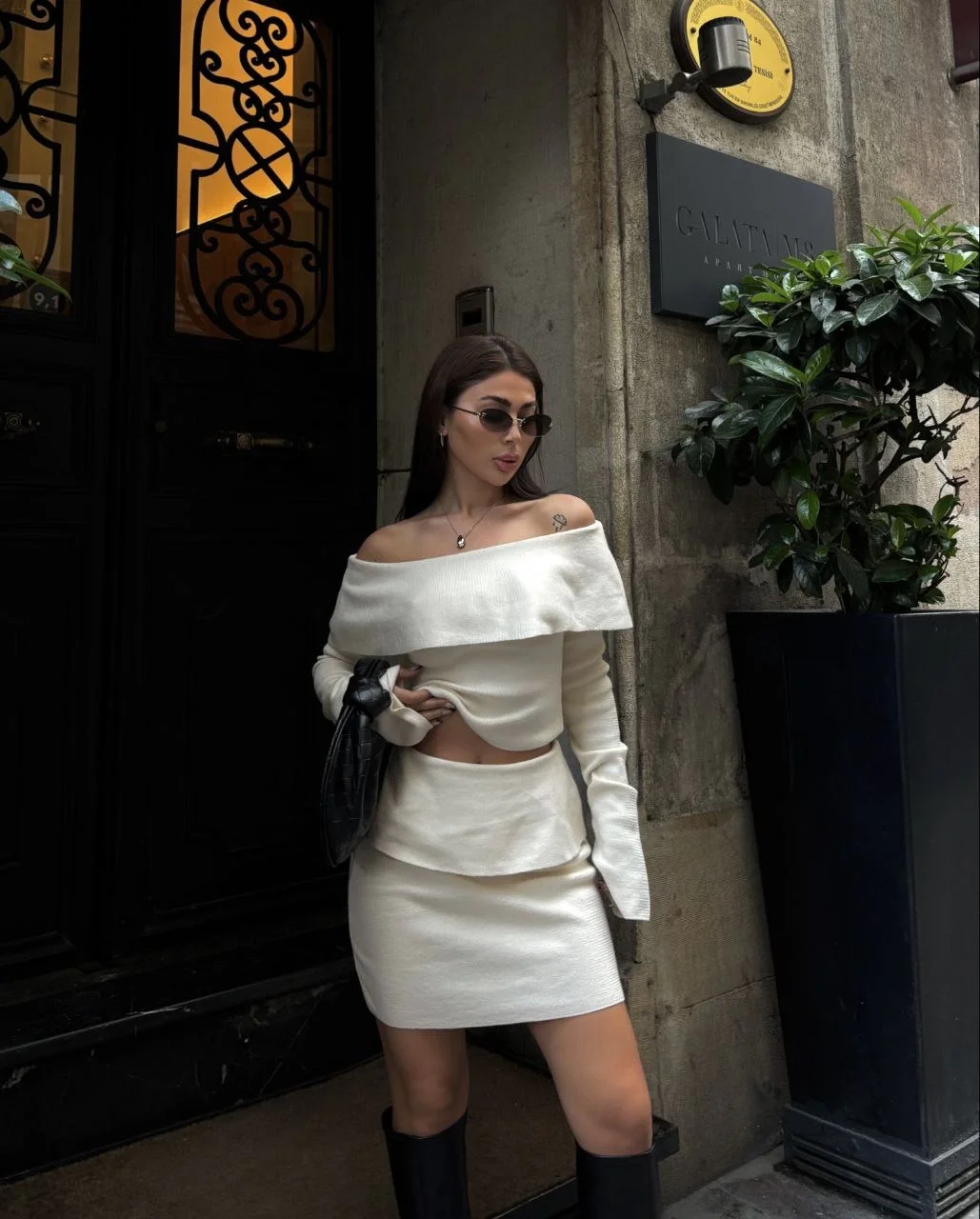 Straplez , Madonna , Carmen Yaka Croplu Mini Etekli ikili Takım Triko - Beyaz