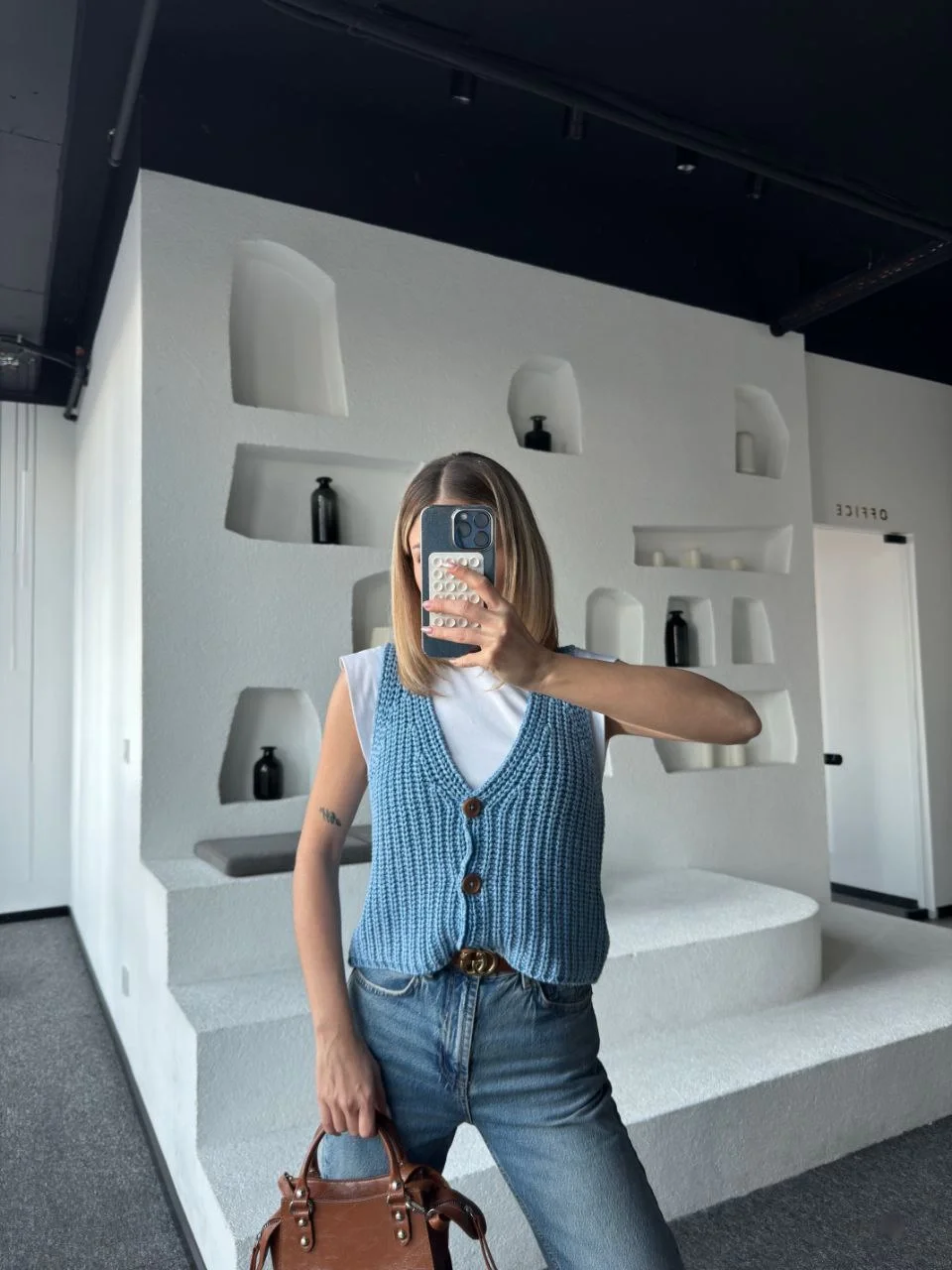 Triko Kolsuz Düğmeli Yelek - Mavi Görsel 2