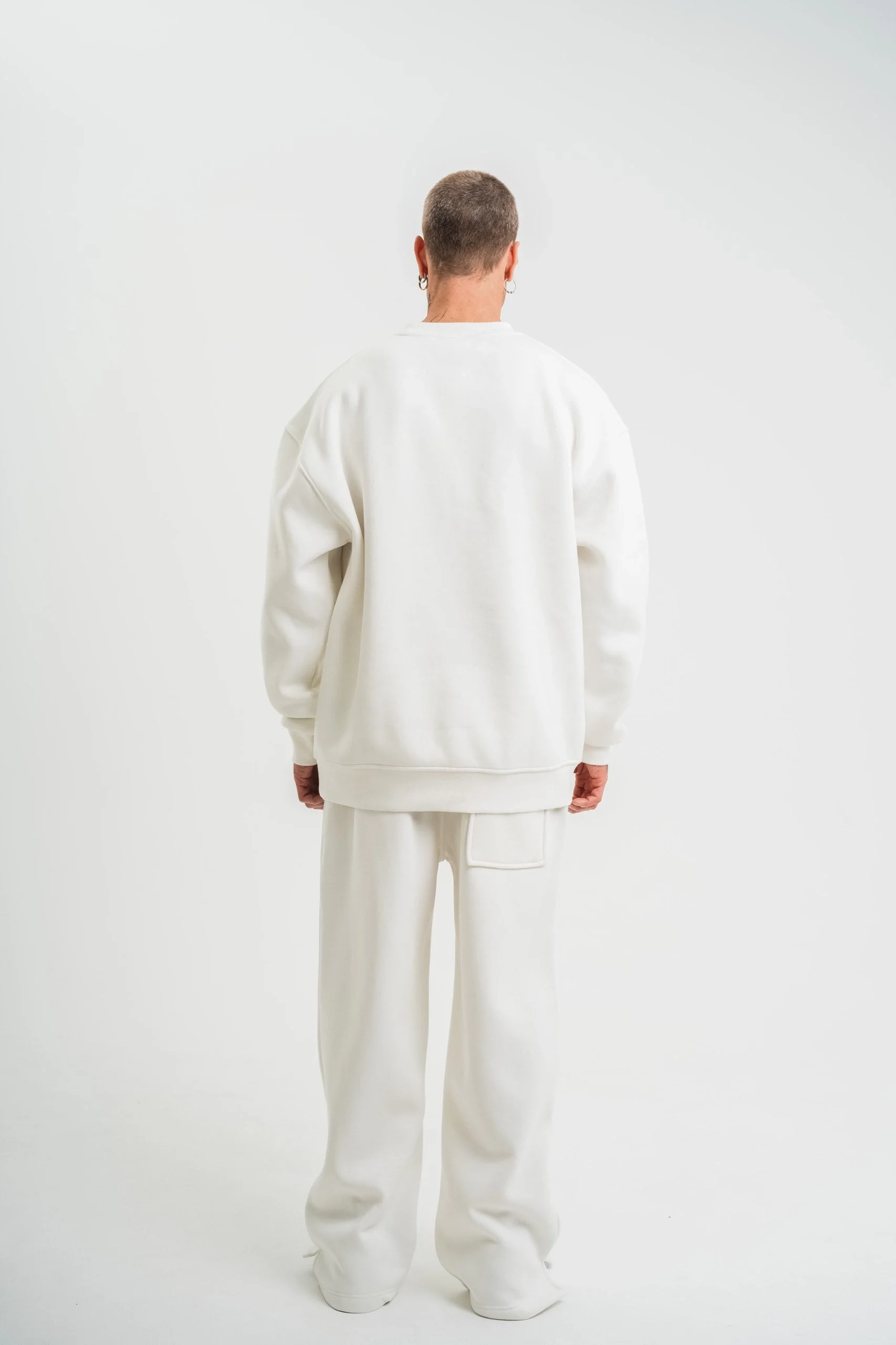 Uzun Kol Bisiklet Yaka Basic SweatShirt - Beyaz Görsel 2