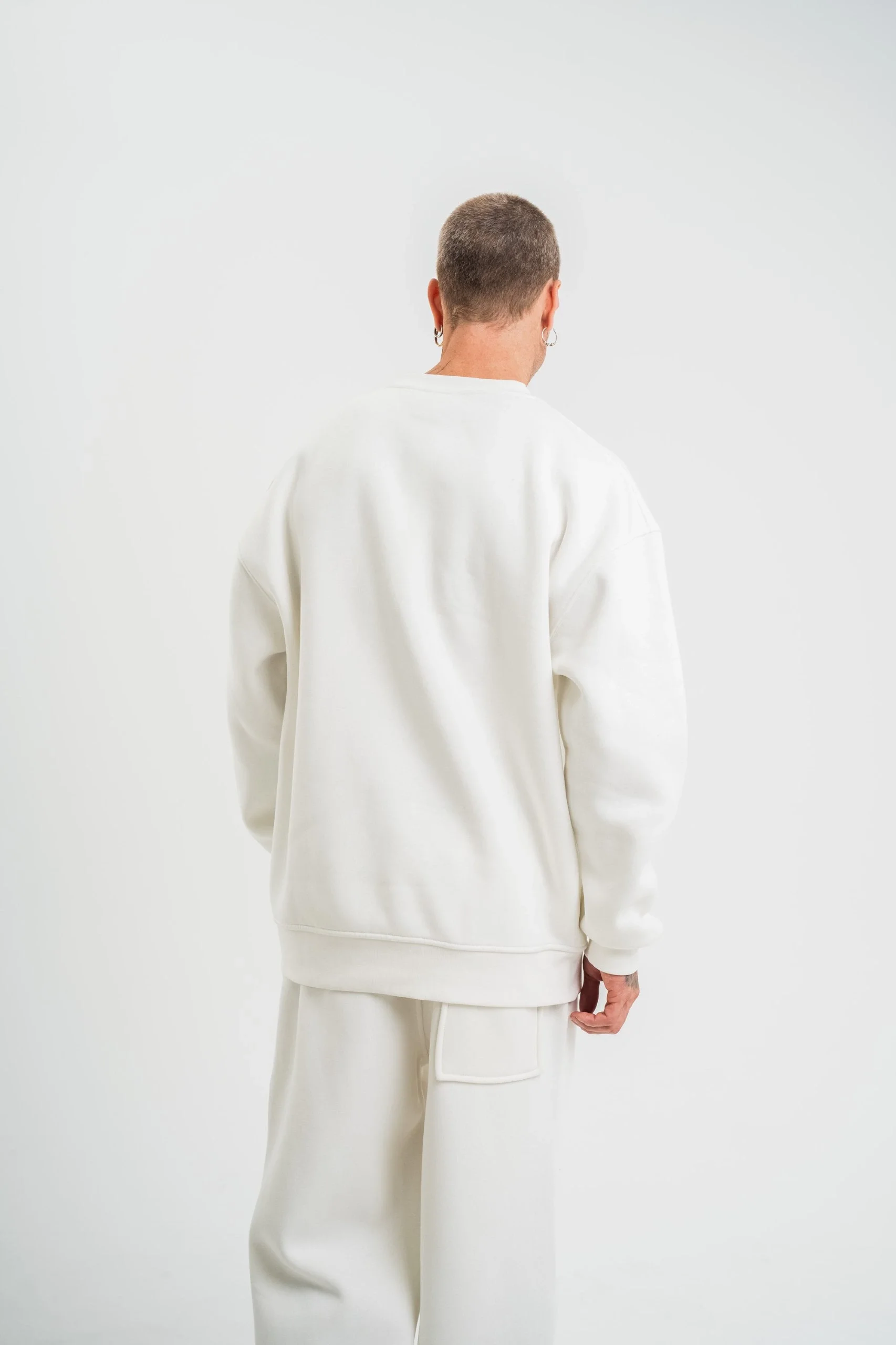 Uzun Kol Bisiklet Yaka Basic SweatShirt - Beyaz Görsel 4