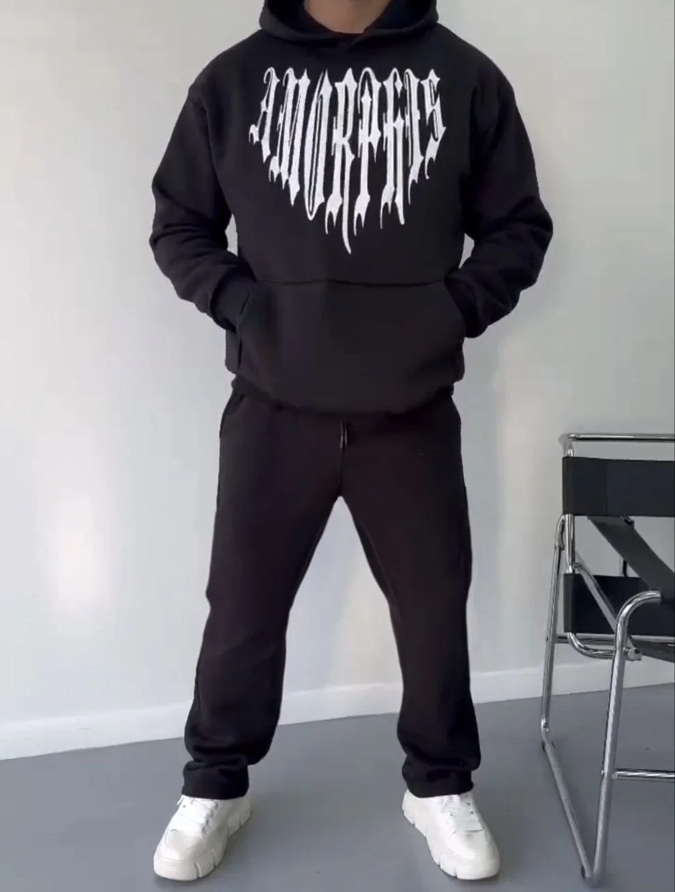 Uzun Kol Kapüşonlu Baskılı SweatShirt - Siyah Görsel 4