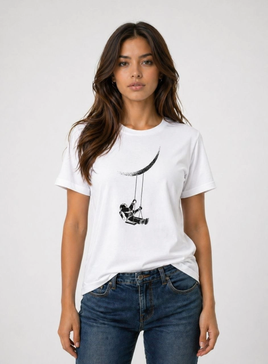 Kadın Astronot Ay Temalı Tişört Kısa Kol Yazlık Bisiklet Yaka T-Shirt - Beyaz