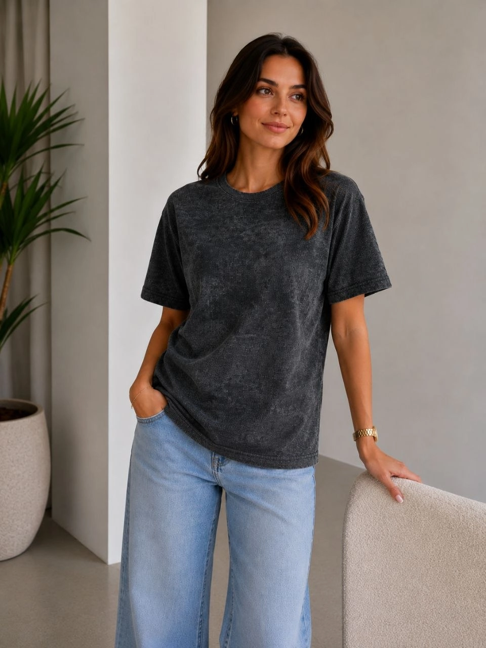 Kadın Batik Desenli Tişört Bisiklet Yaka Kısa Kol Regular Fit T-shirt - Siyah görsel 1