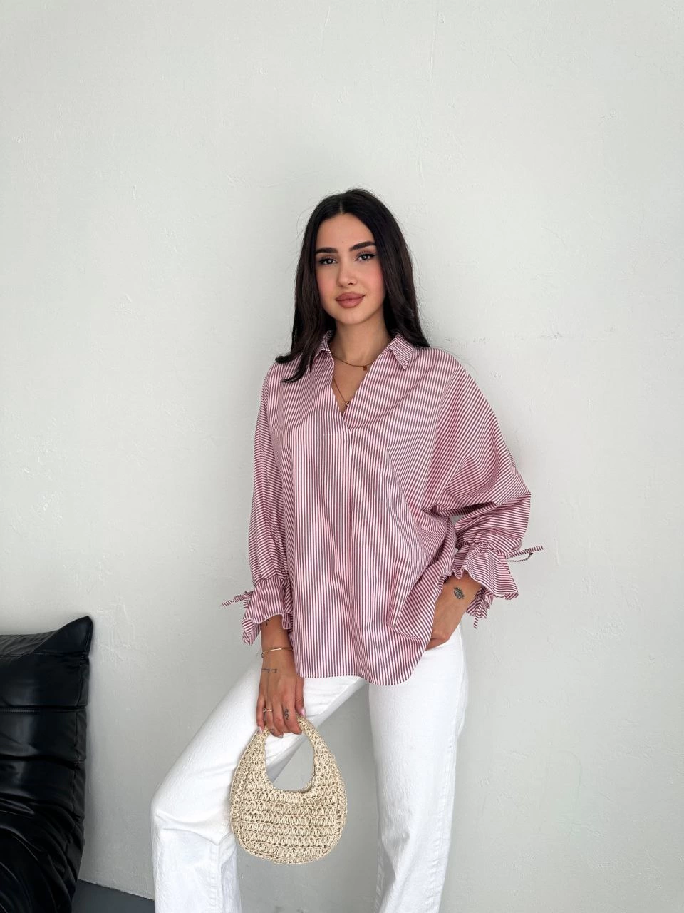 Kadın Arkası Asimetrik Yırtmaç Kesim Detaylı Cizgili Bluz Gömlek - Bordo