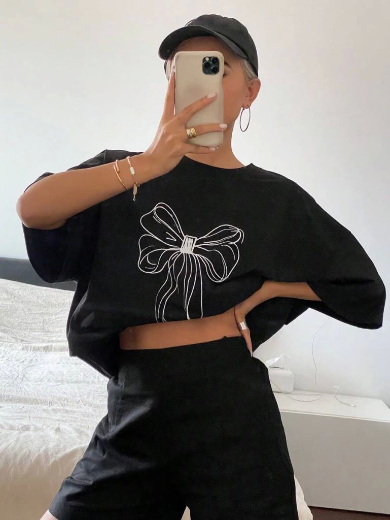 Women Printed Oversize T-shirt - Black