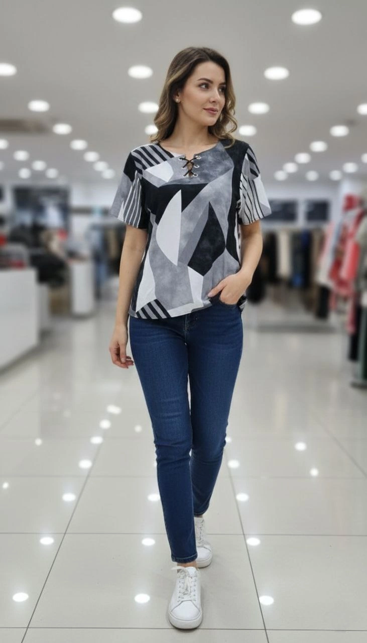 Kadın Desenli Püsküllü Viskon Bluz Bebe Yaka Kısa Kollu Big Size Rahat Kesim - Desenli