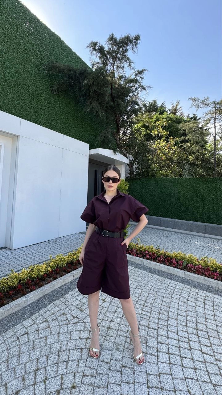 Women's Collar Shirt Belt Shorts Suit - Bordo