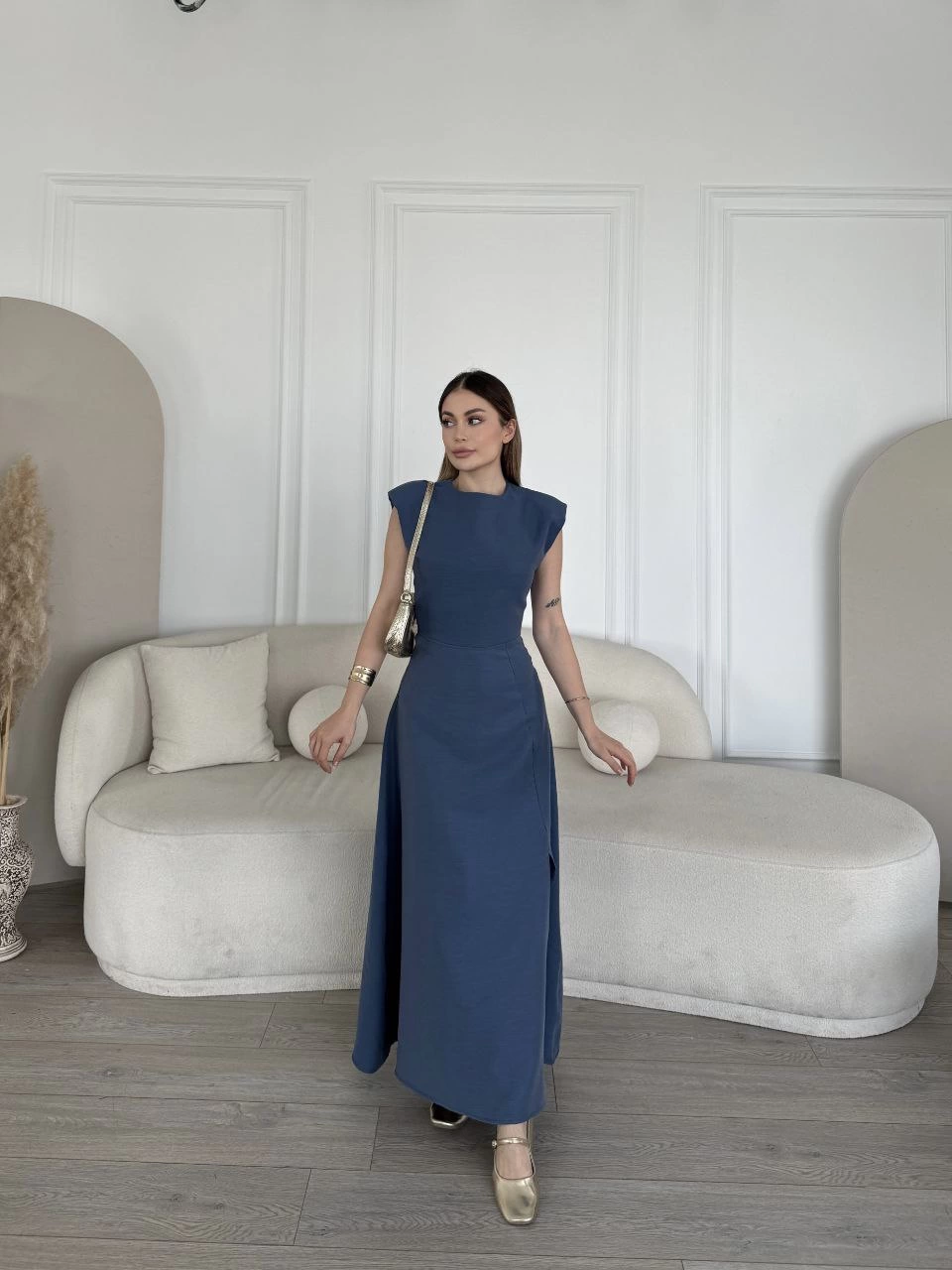 Keten Yandan Yırtmaçlı Uzun Elbise Sıfır Kol Elbise - Mavi