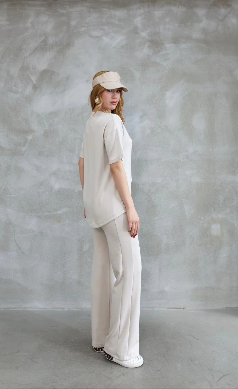 Osy Modal Yumuşak dokulu Kumaş Bisiklet Yaka Taş detaylı Kısa Kollu Takım - Kırık Beyaz