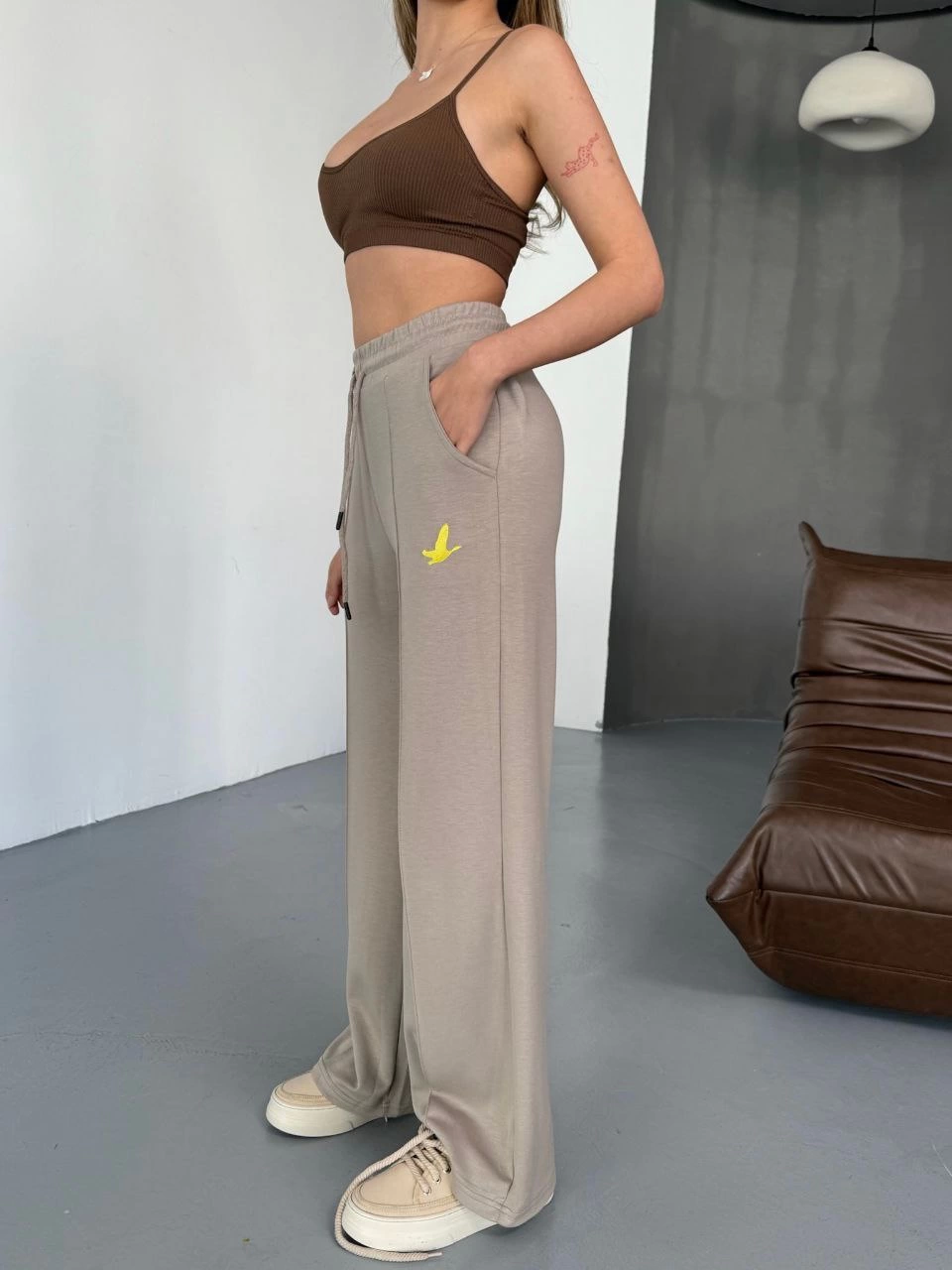 Osy Modal Soft Textured Fabric Comfortable Bol Paça Equiofman Pantalon With Embroidery Processing - Beige