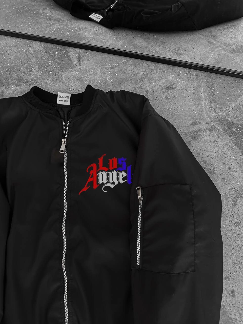 ERKEK Los Angeles Siyah Bomber Mont – Fermuarlı, Cepli, Kapitone Astarlı, Bahar ve Kışlık Ceket- Siyah