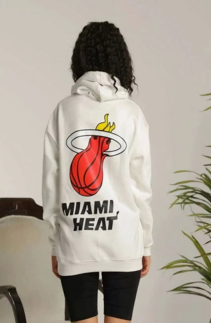 Kadın Kapşonlu Baskılı Sweetshirt - Beyaz