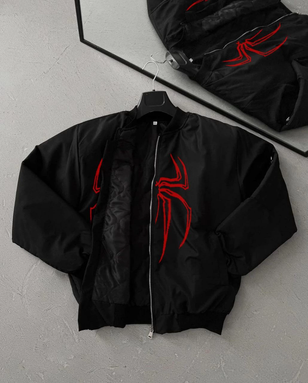 ERKEK Örümcek Desenli Siyah Bomber Mont Fermuarlı Cepli, Kapitone Astarlı, Ceket Modeli - Siyah