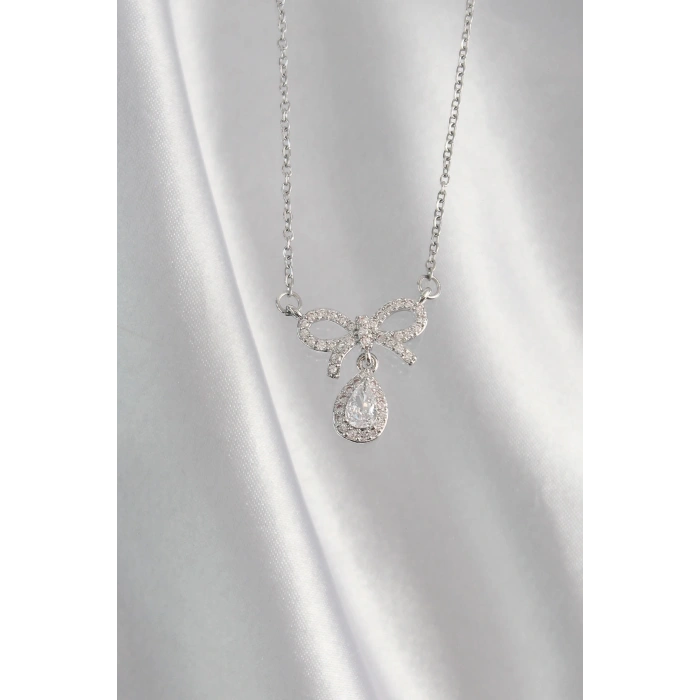 316l Çelik Gümüş Renk Zirkon Taşlı Fiyonk Detay Damla Kolye