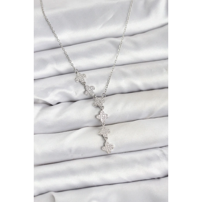 316l Çelik Zincir Gümüş Renk Yonca Model Kadın Kolye