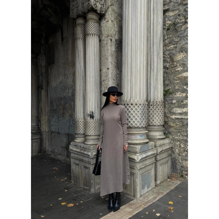 Boğazlı kalın bürümcük uzun elbise vizon