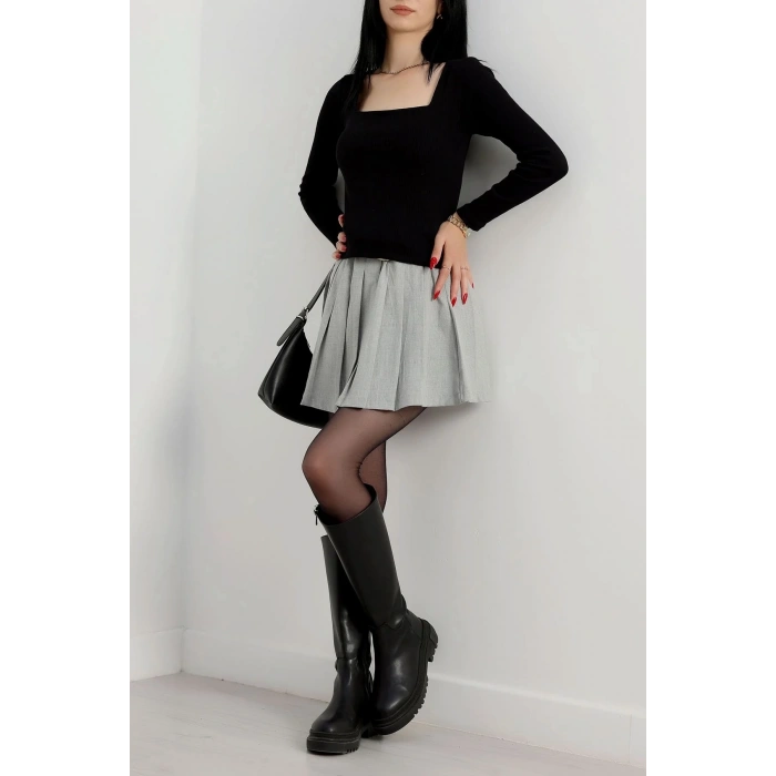 Çerçeve yaka kaşkorse bluz siyah