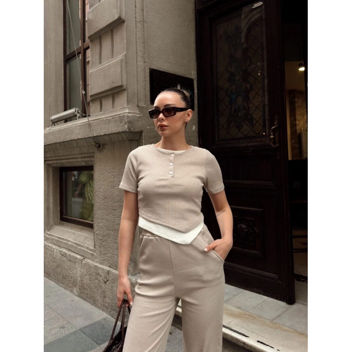 Düğme yakalı bej alt üst takım s3943