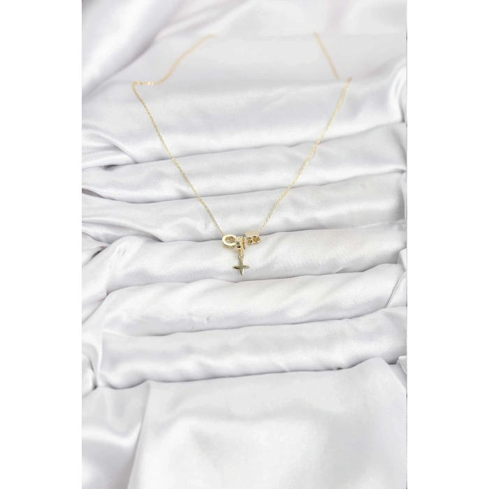 Gold Renk Pirinç Minimal Charmlı Kadın Kolye