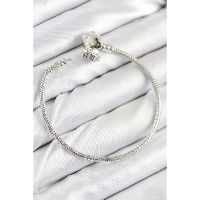 Pirinç Charm Zirkon Taşlı Yonca Model Gümüş Renk Kadın Bileklik
