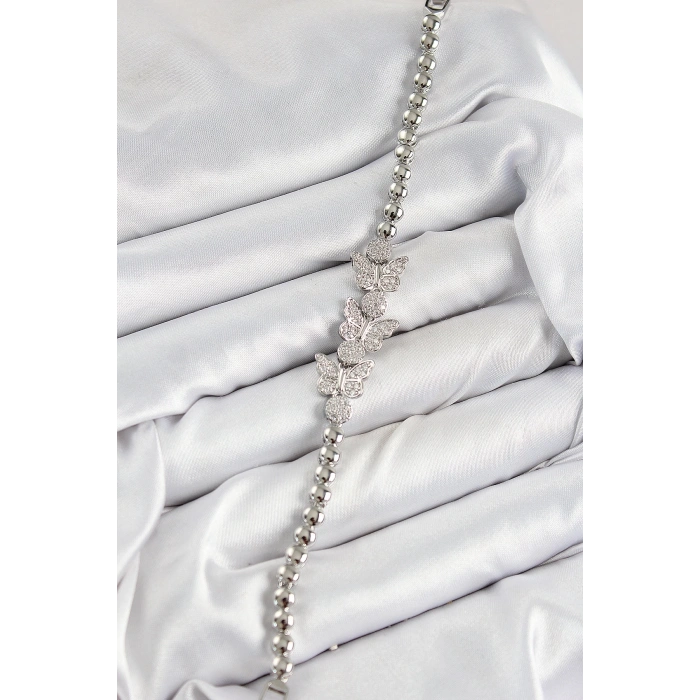 Pirinç Zirkon Taşlı Kelebek Model Gümüş Renk Kadın Bileklik