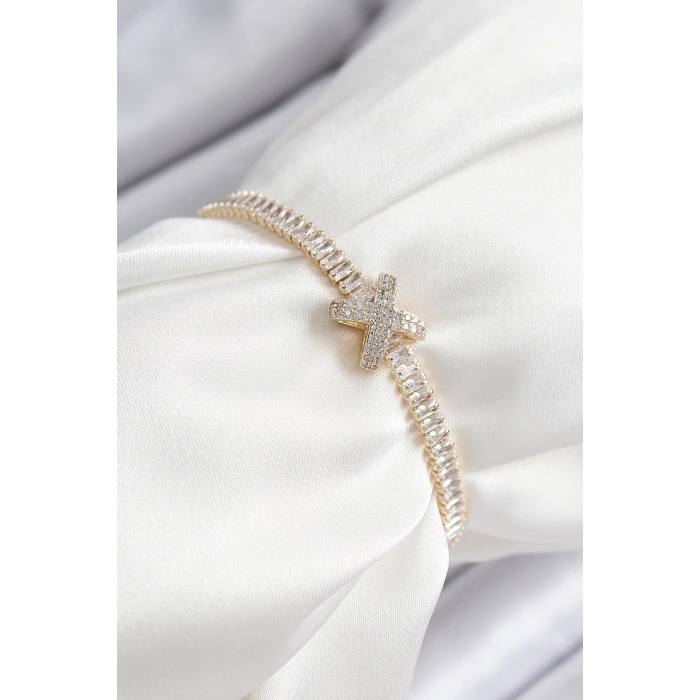 Pirinç Zirkon Taşlı X Detaylı Su Yolu Model Gold Renk Asansörlü Kadın Bileklik