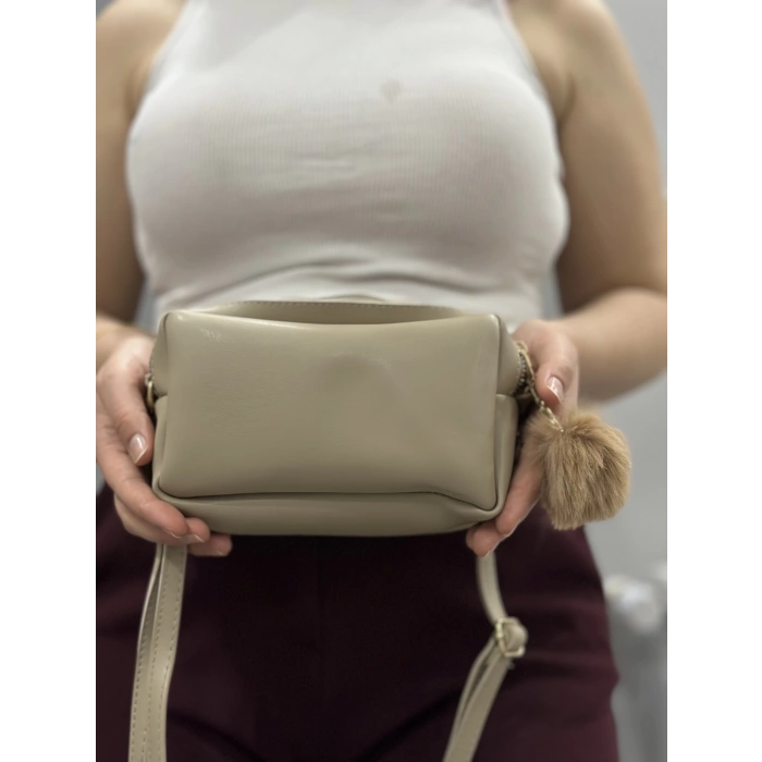 Ponpon vizon cilt çanta